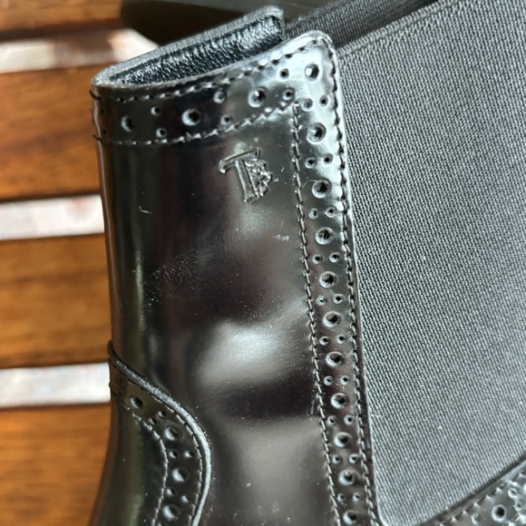 Tod’s leather Chelsea boots - Picture 9 of 15